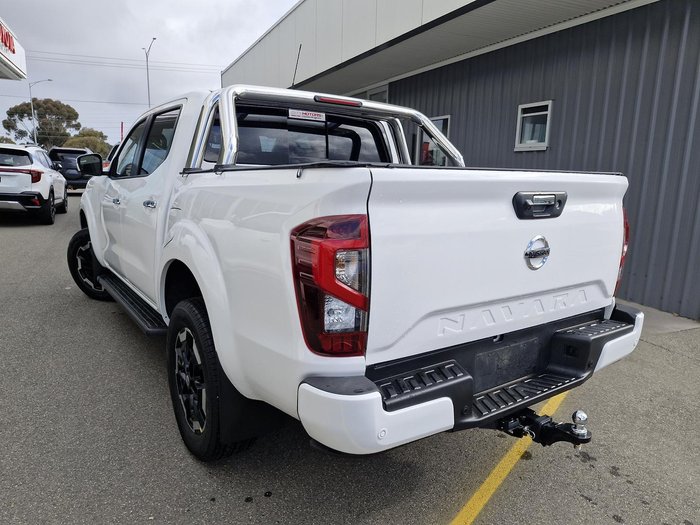 2023 Nissan Navara ST-X