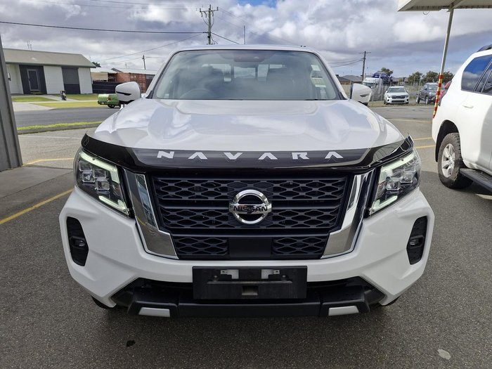 2023 Nissan Navara ST-X