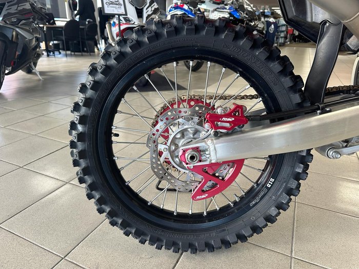 2022 Honda CRF450R CRF Red