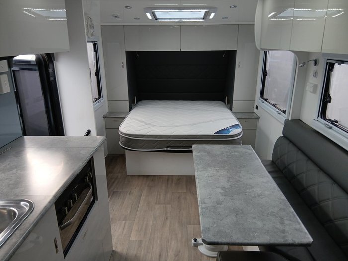 2022 Red Centre Kimberley Plus 226 Family Van 2 x Bunk