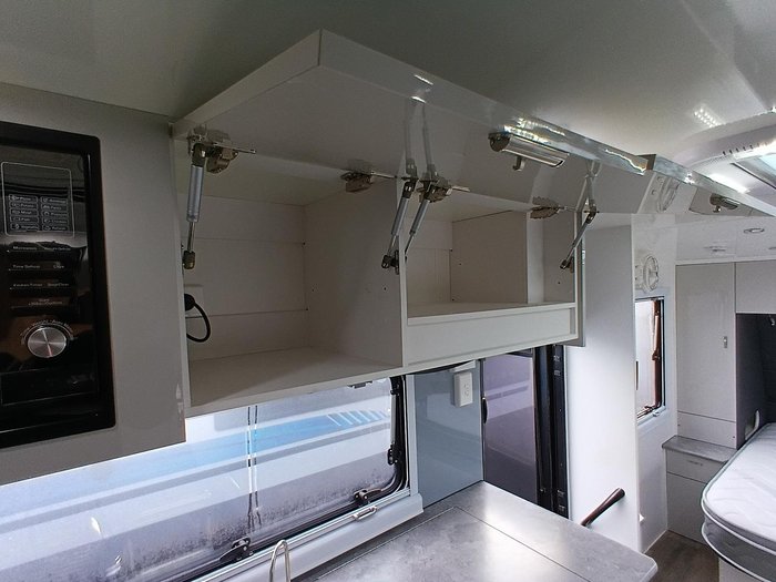 2022 Red Centre Kimberley Plus 226 Family Van 2 x Bunk