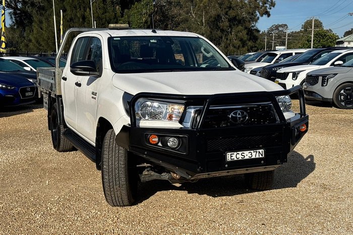 2019 Toyota Hilux SR
