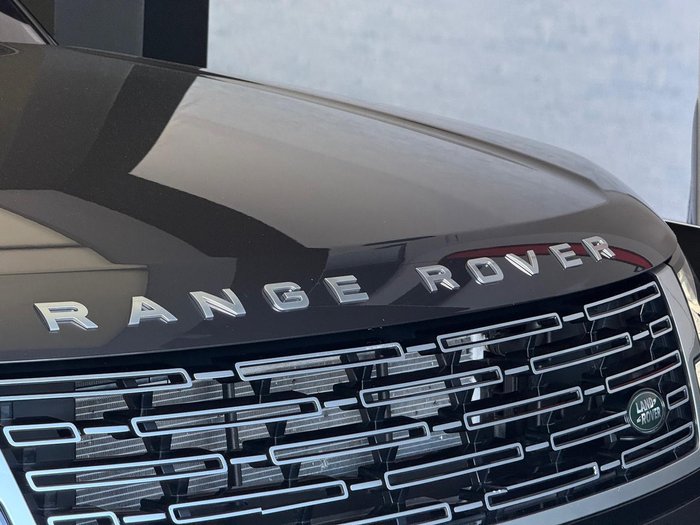 2022 Land Rover Range Rover P530 Autobiography