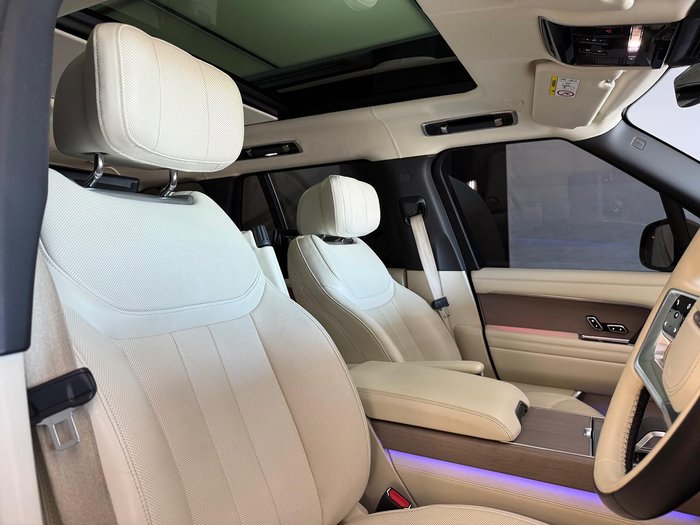 2022 Land Rover Range Rover P530 Autobiography