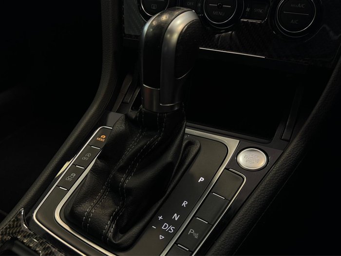 2018 Volkswagen Golf R Grid Edition