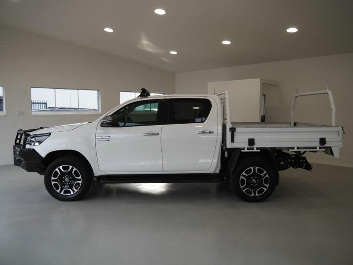 2021 Toyota Hilux SR5