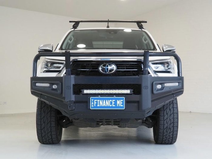 2021 Toyota Hilux SR5