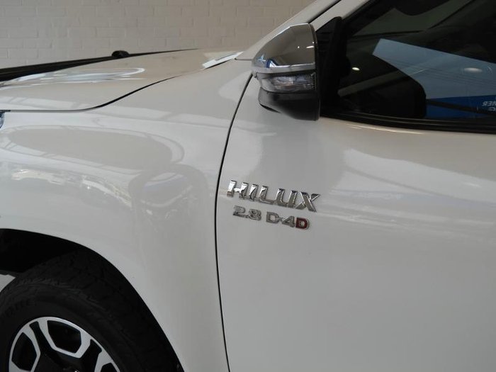 2021 Toyota Hilux SR5