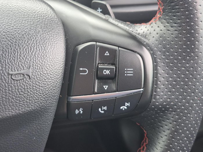 2019 Ford Focus ST-Line
