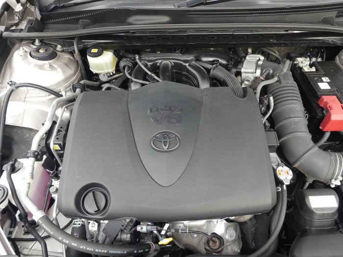 2018 TOYOTA CAMRY SX V6