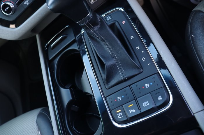 2018 Kia Carnival Platinum