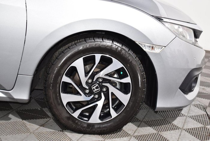 2016 Honda Civic VTi-S