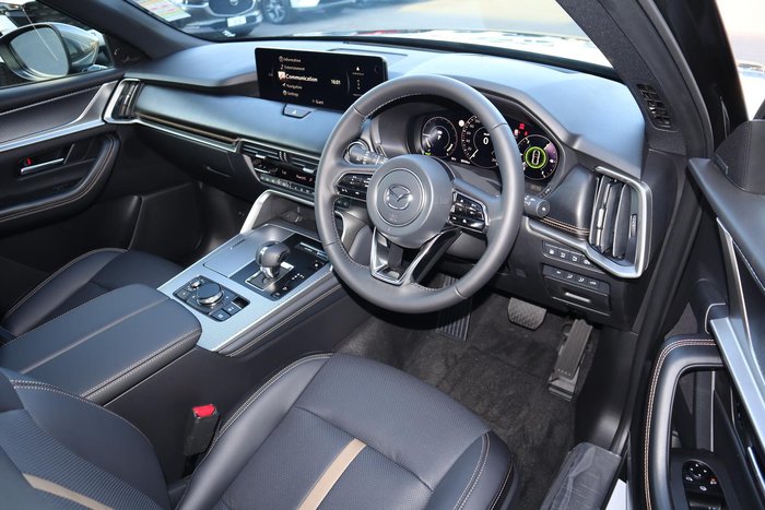 2025 Mazda CX-80 P50e Azami