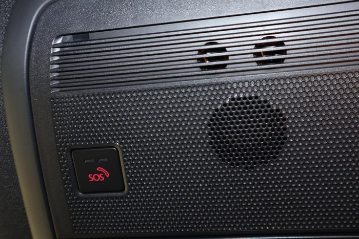 2025 Mazda CX-80 P50e Azami