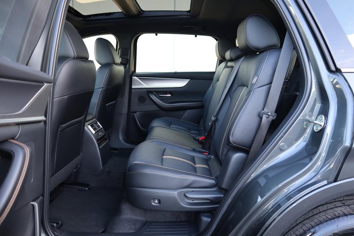 2025 Mazda CX-80 P50e Azami