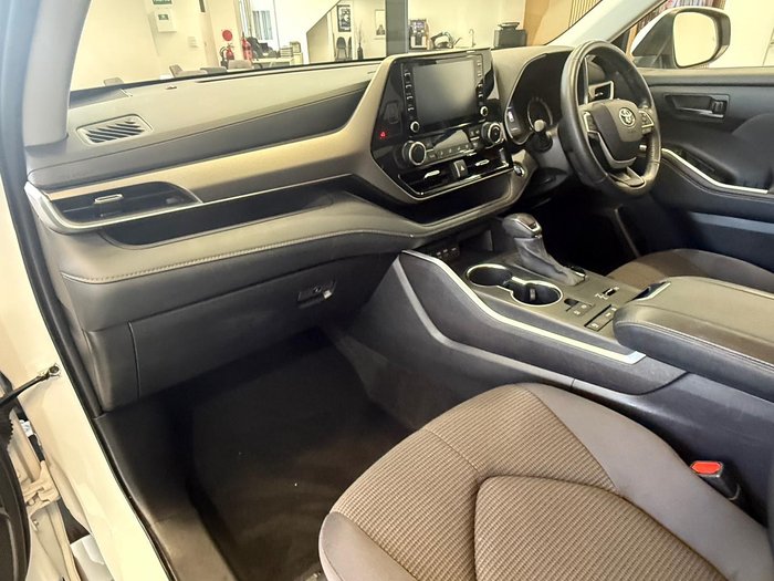 2022 Toyota Kluger GX