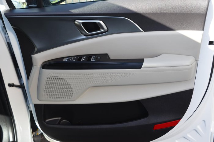 2023 Kia Carnival S