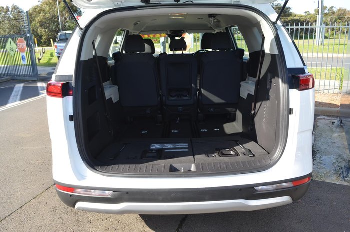 2023 Kia Carnival S