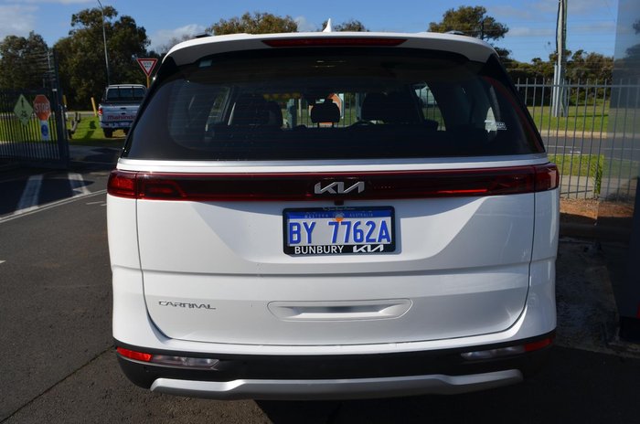 2023 Kia Carnival S