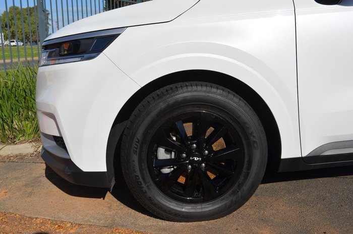 2023 Kia Carnival S