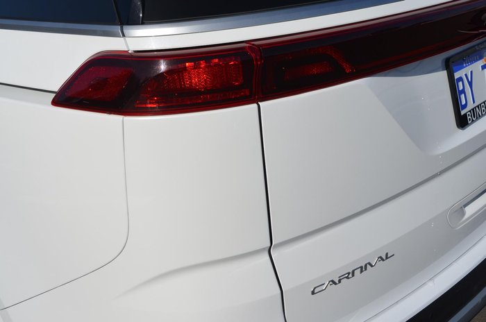 2023 Kia Carnival S