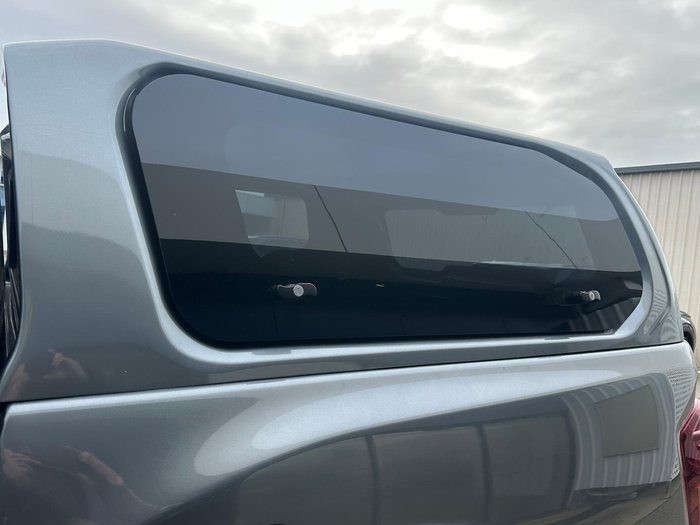 2022 Nissan Navara ST-X