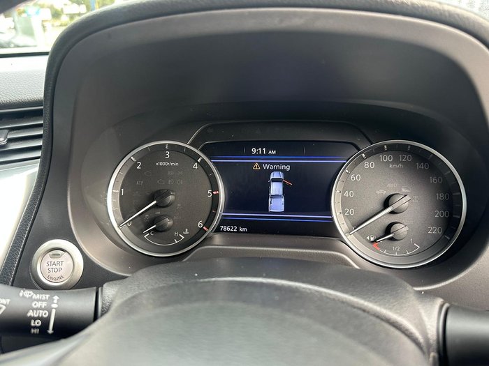 2022 Nissan Navara ST-X