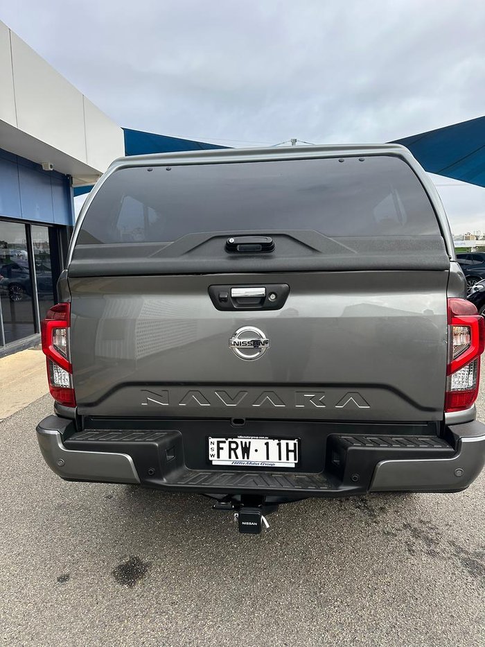2022 Nissan Navara ST-X