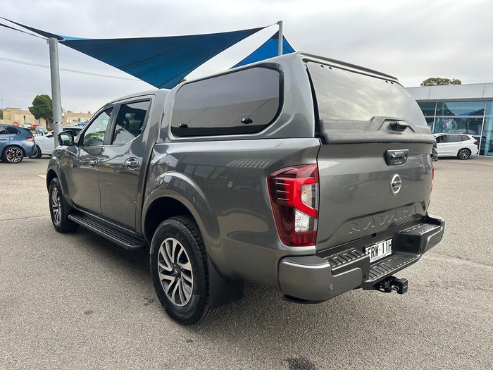 2022 Nissan Navara ST-X