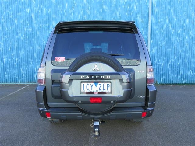 2013 MITSUBISHI PAJERO VR-X LWB (4x4)