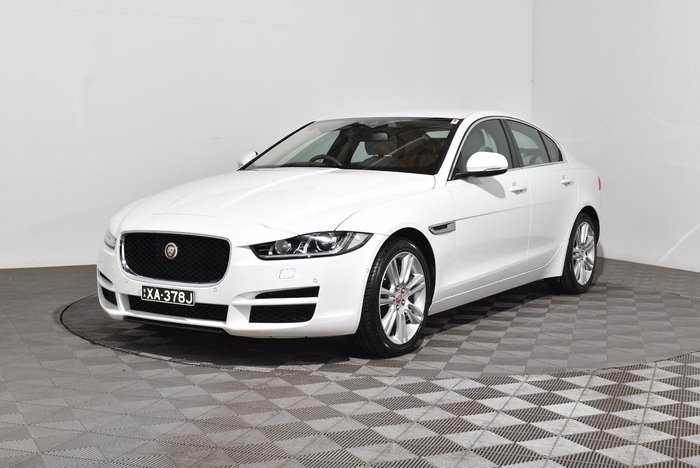 2016 Jaguar XE 25t Portfolio