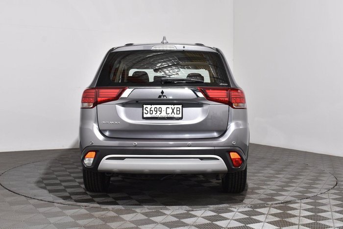 2021 Mitsubishi Outlander ES