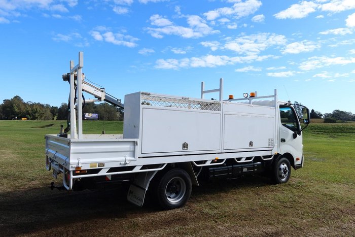 2012 Hino 300 Series - 717
