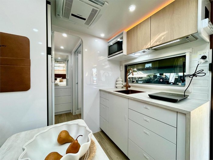 2025 Wonderland RV Hornet