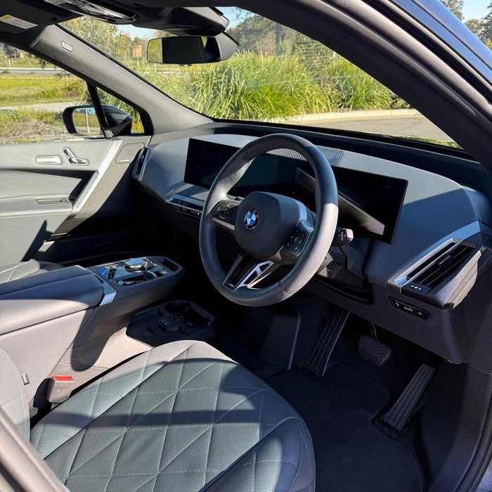 2024 BMW iX xDrive50 Sport