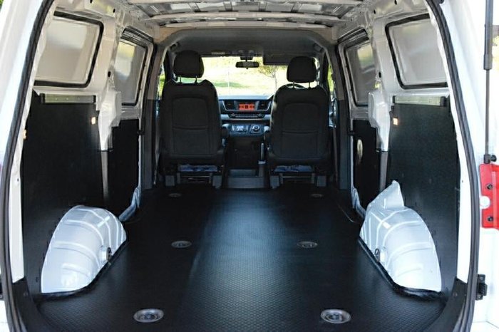 2024 LDV G10 +