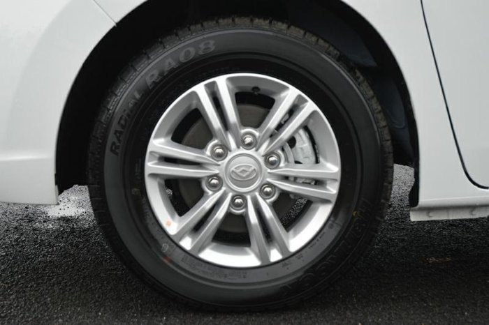 2024 LDV G10 +