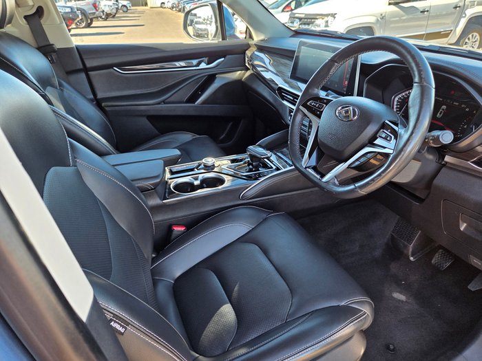 2021 LDV D90 Executive