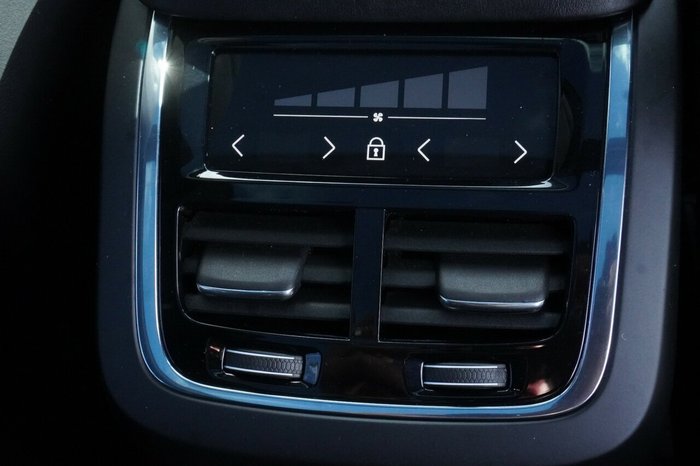 2021 Volvo XC90 Recharge Plug-In Hybrid