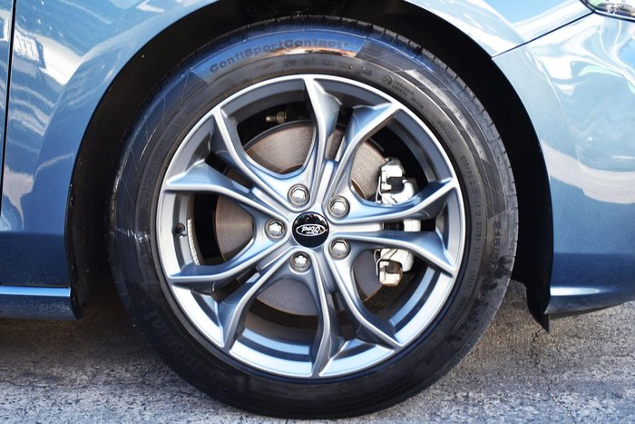2020 Ford Focus ST-Line