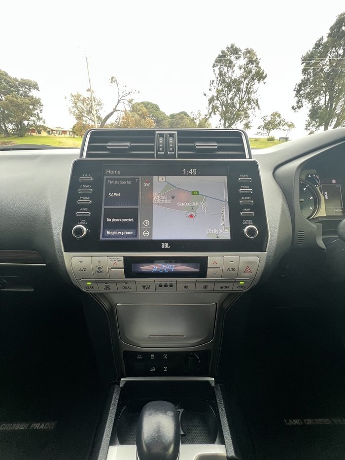 2022 Toyota Landcruiser Prado VX