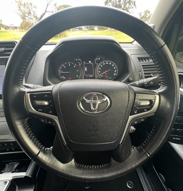2022 Toyota Landcruiser Prado VX