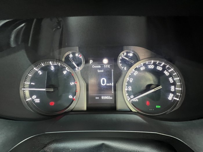 2022 Toyota Landcruiser Prado VX