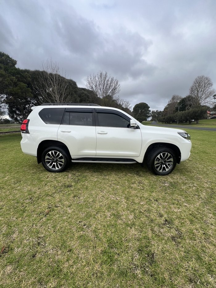 2022 Toyota Landcruiser Prado VX