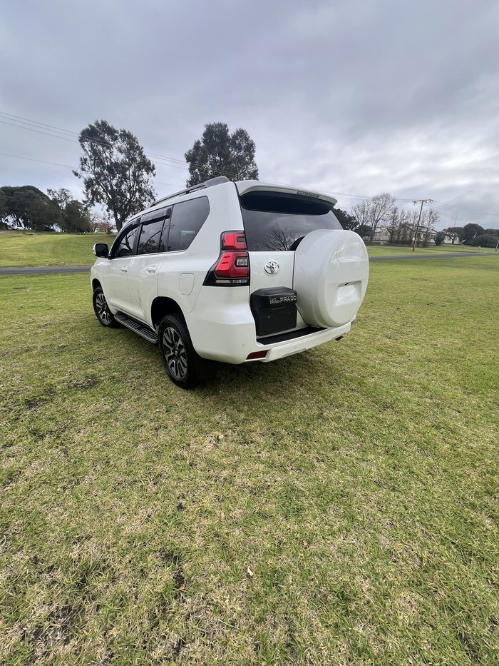 2022 Toyota Landcruiser Prado VX
