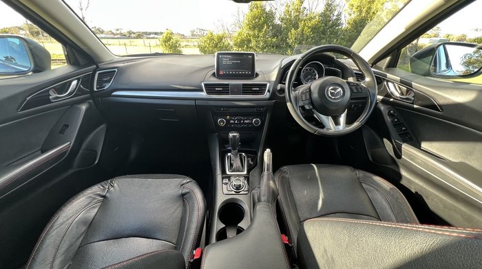 2016 Mazda 3 SP25