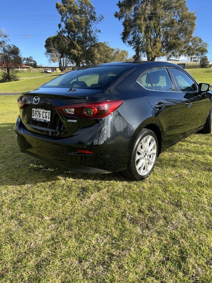 2016 Mazda 3 SP25