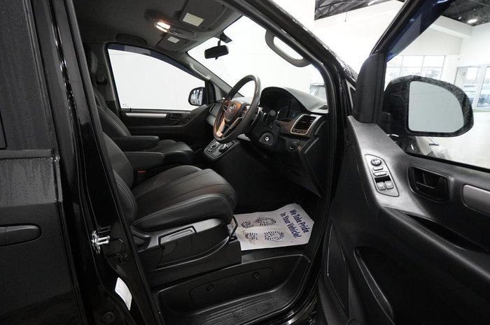2023 LDV G10 +