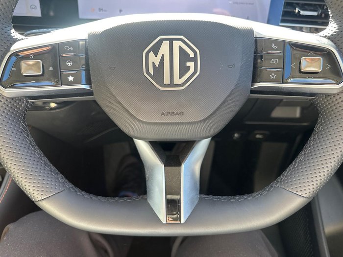 2024 MG HS Vibe SAS23 MY24 Pearl White
