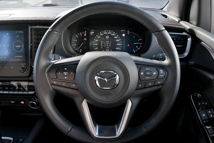 2025 Mazda BT-50 SP